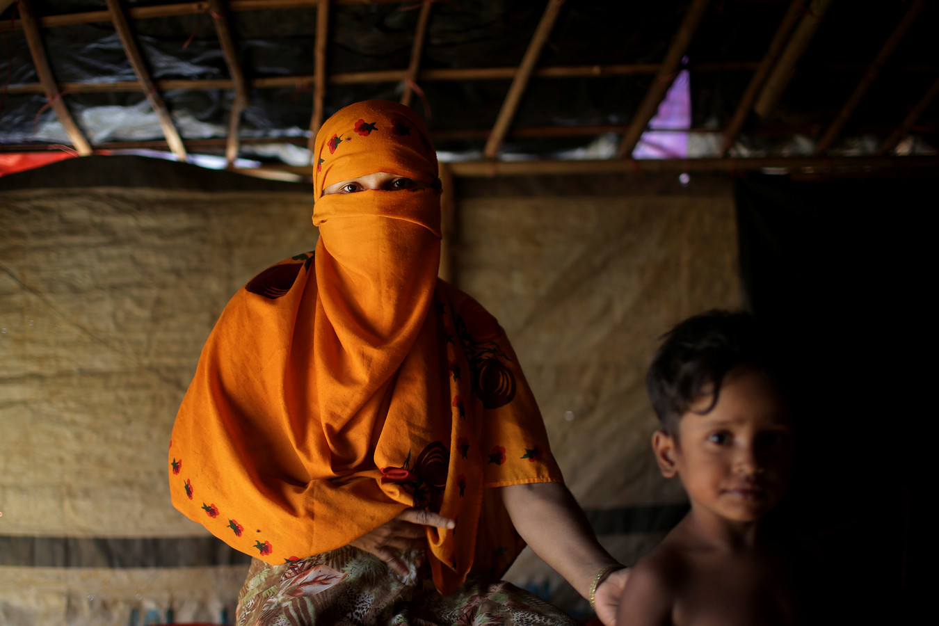 De pijn van Rohingyavrouwen: methodisch verkracht en gemarteld | Foto |  bd.nl