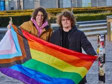 Jesse (23) en Jelle (26) krijgen het voor elkaar: Zutphen krijgt een regenboogzebrapad