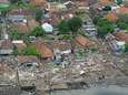 Paniek na aardbeving in Indonesië, maar nieuwe tsunami blijft uit