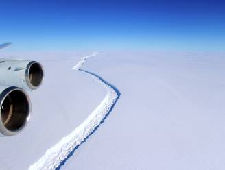 Scheur in gigantische ijsplaat Antarctica in zes dagen tijd 17 kilometer groter geworden