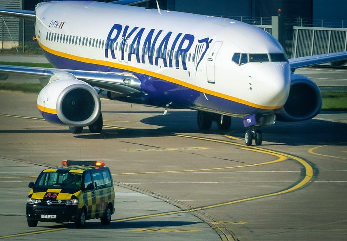Een vliegtuig van Ryanair.
