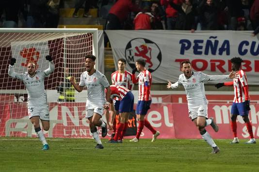 Julen Castaneda (rechts) n zijn goal tegen Atlético.