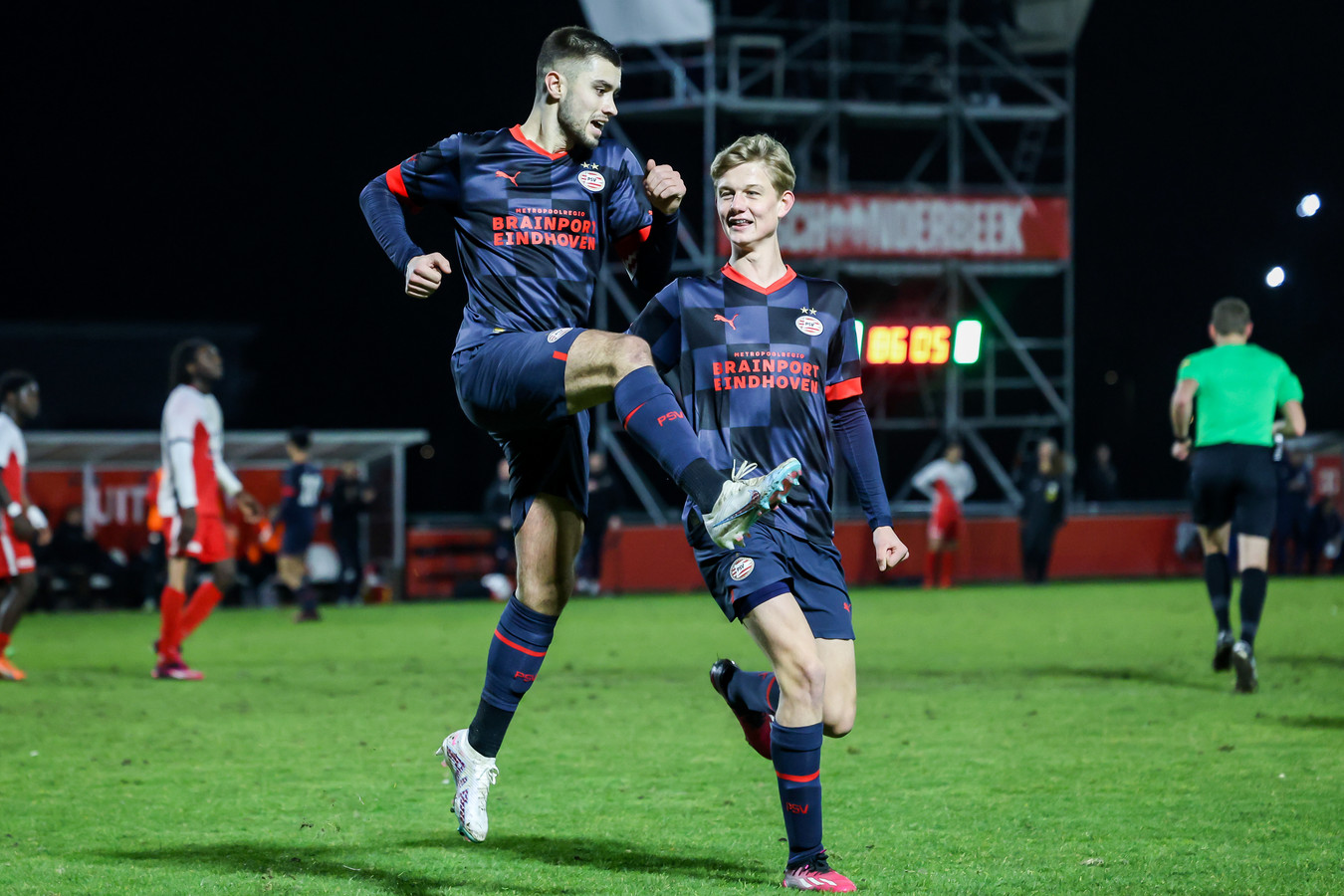 PSV-talent Mathijs Tielemans vertelt hoe hij zijn voetbaltoekomst voor ...