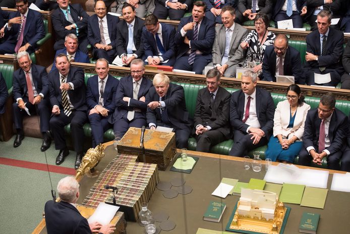 Vanmiddag gaat het er opnieuw hevig aan toe tussen premier Boris Johnson en Jeremy Corbyn.