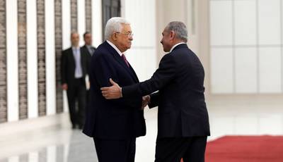 Abbas beëdigt nieuwe Palestijnse regering