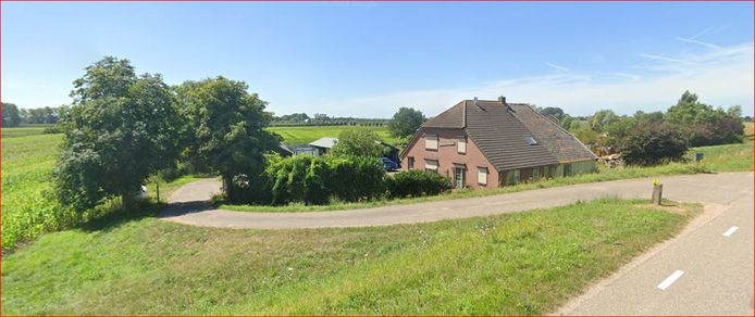 Camping de Ooievaar langs de Rijnbandijk in Eck en Wiel