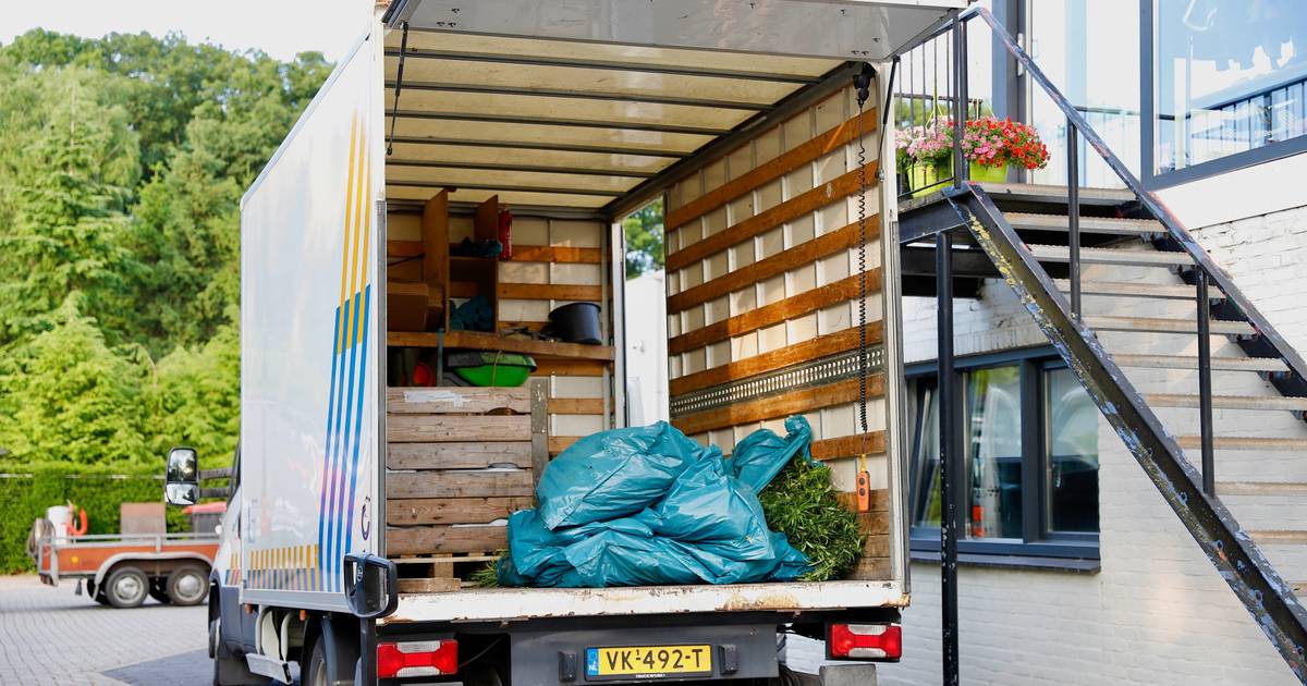 Politie vindt hennepkwekerij tijdens controle in Stevensbeek