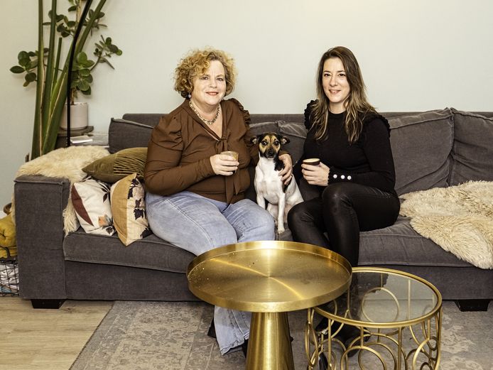 Paula Bouwer (links) en Loesje Porrio (rechts).