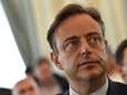 De Wever noemt Schild &amp; Vrienden "ranzig": "We gaan dit opkuisen"