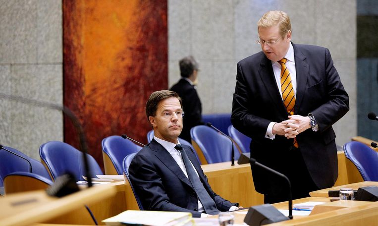 Rutte en Van der Steur in de Tweede Kamer Beeld anp