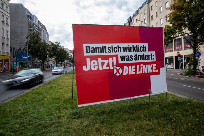 Een verkiezingsposter voor de linkse oppositiepartij Die Linke in Berlijn, in aanloop naar de verkiezingen van 2021.