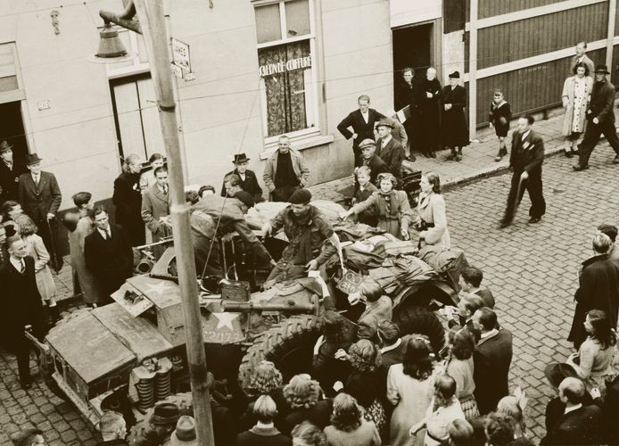 Bevrijding van Helmond op 25 september 1944, de Molenstraat.