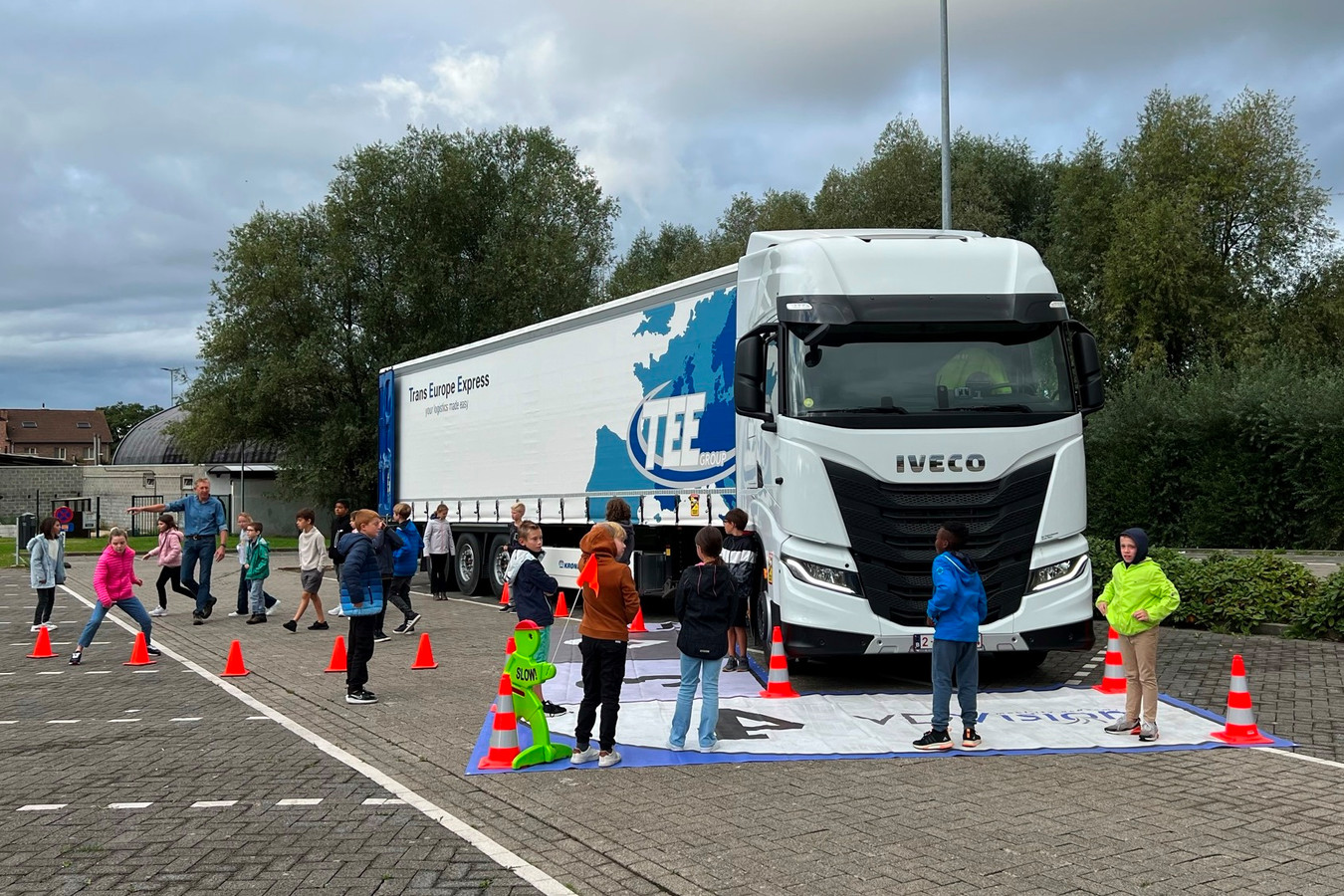 Onder De Dode Treures Naast Het Sint Pancratiuskerkhof Op Sloten