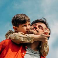 Deze lezers schreven een brief aan hun zoon: ‘Je zal ontdekken dat je ouders fouten maken, maar dat we vanuit de beste bedoelingen handelen’