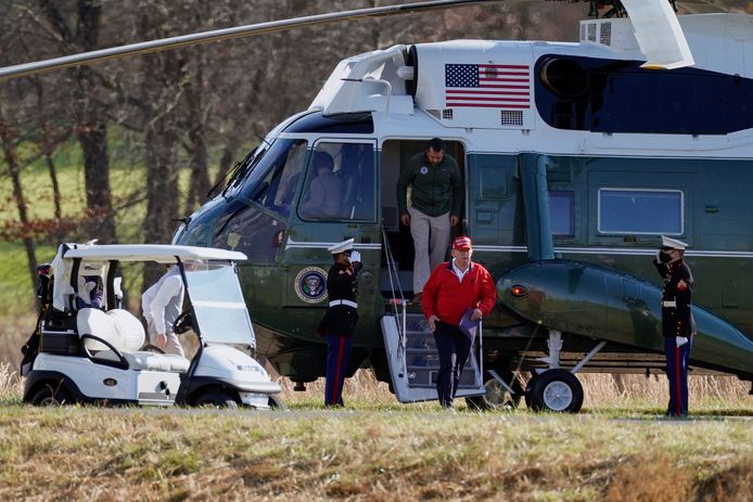 Trump, vandaag opnieuw golfend op de Trump National Golf Club in Virginia.