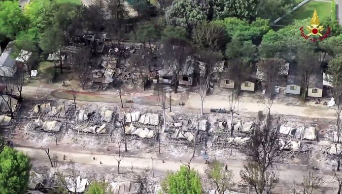 Brand Op Camping Verwoest 24 Nederlandse Bungalows Nieuws Ad Nl