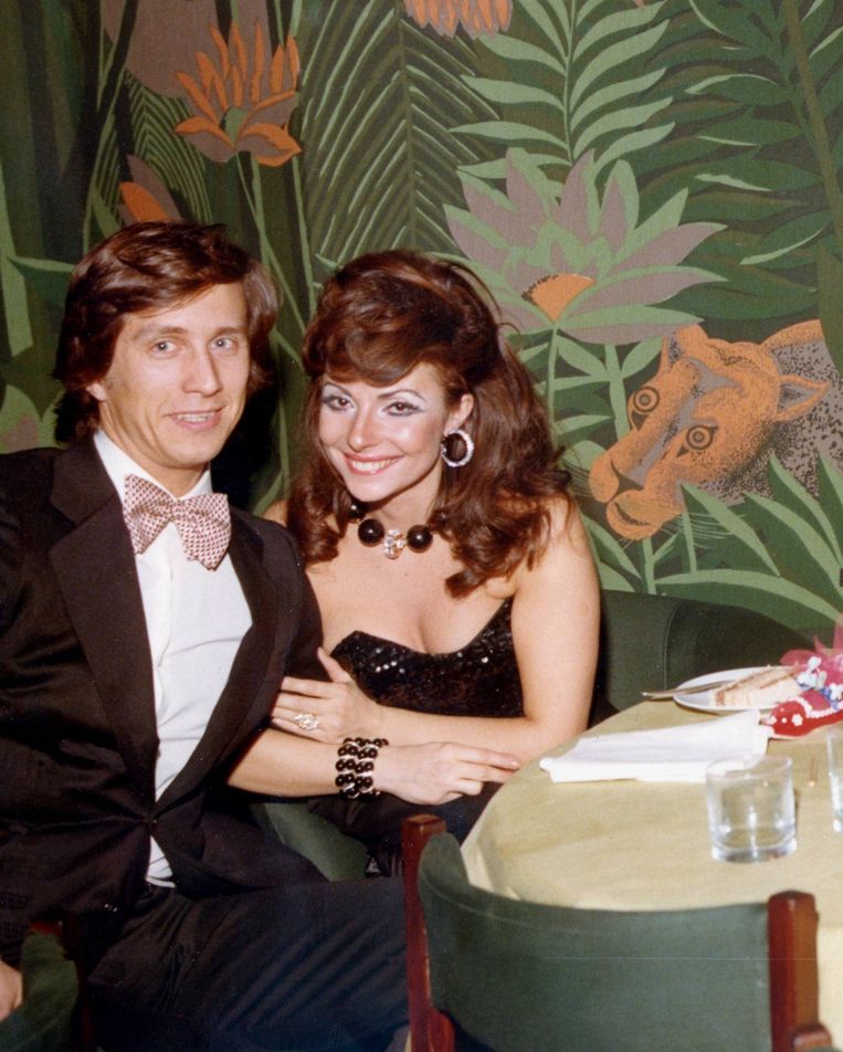 De echte Patrizia Reggiani met haar man Maurizio Gucci, in 1972.  Beeld Photo News