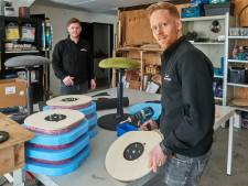 Balergo uit Herpen, makers balanskruk, winnen ondernemersprijs