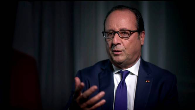 “Il a exacerbé les tensions”: François Hollande accuse Emmanuel Macron d’avoir “accumulé les erreurs”