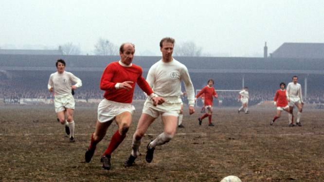 Manchester United-legende Bobby Charlton (83) lijdt aan dementie