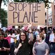 Europese rechters houden Britse deportatievlucht naar Rwanda tegen