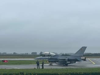 F-16 maakt noodlanding in Oostende na blikseminslag