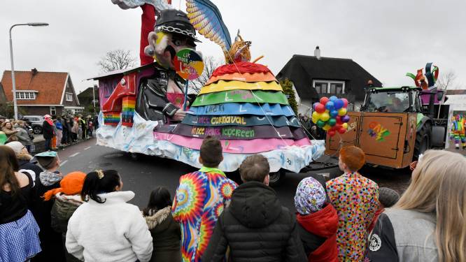 De saaie piemels winnen, dit is de uitslag van de carnavalsoptocht in Neede