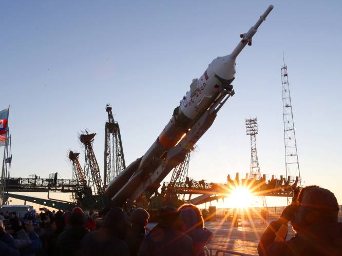 Tweede kans voor Sojoez-raket: bemande lancering levert 3 nieuwe astronauten af bij ISS