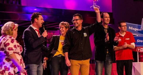 Nispen wint Dorpenderby 2015