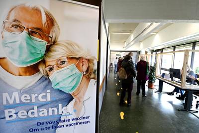 Le taux de vaccination des adultes atteint enfin le palier de 70% à Bruxelles