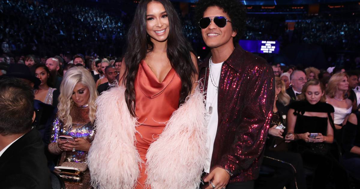 Is Bruno Mars’ Relationship with Jessica Caban in Trouble?