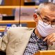'Iedereen hangt wel wat aan Franks leiband’. Wie beslist, de covidcommissaris of de minister van Volksgezondheid?