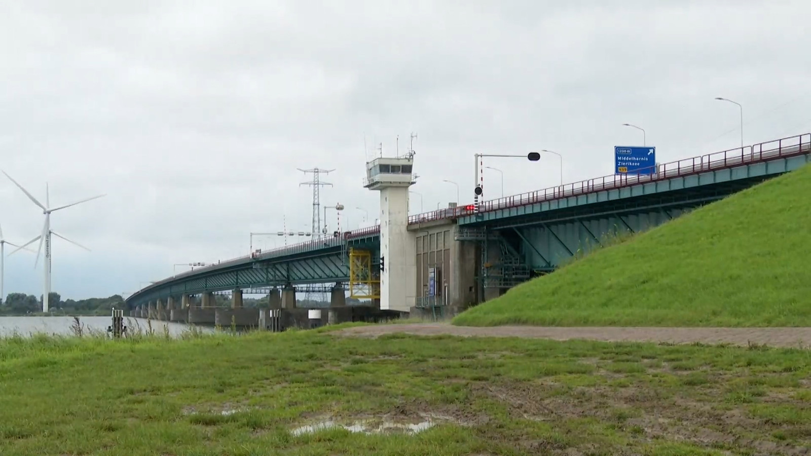 Werkzaamheden Haringvlietbrug: wat moet er gebeuren ...