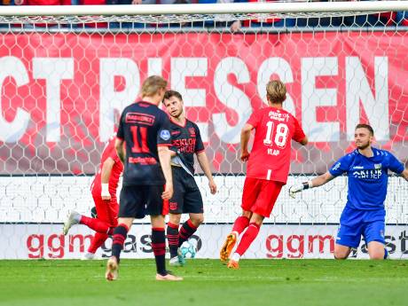 NEC kan play-offs vrijwel zeker vergeten na harde nederlaag tegen FC Twente