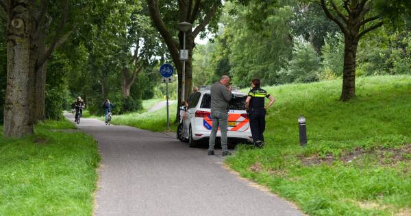 De politie onderzoekt of de kettingrukker die de regio Utrecht onveilig maakt, ook actief is in Alphen aan de Rijn.