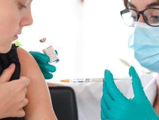 Regering maakt vaccinatiestrategie bekend: “Voor de zomer zal meerderheid nog niet ingeënt zijn”