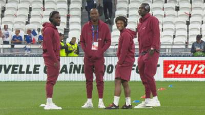 LIVE FRANCE-RED DEVILS (VTM and VTM GO). Players feel the pitch for the first time, will the dramatic series against the French end today?