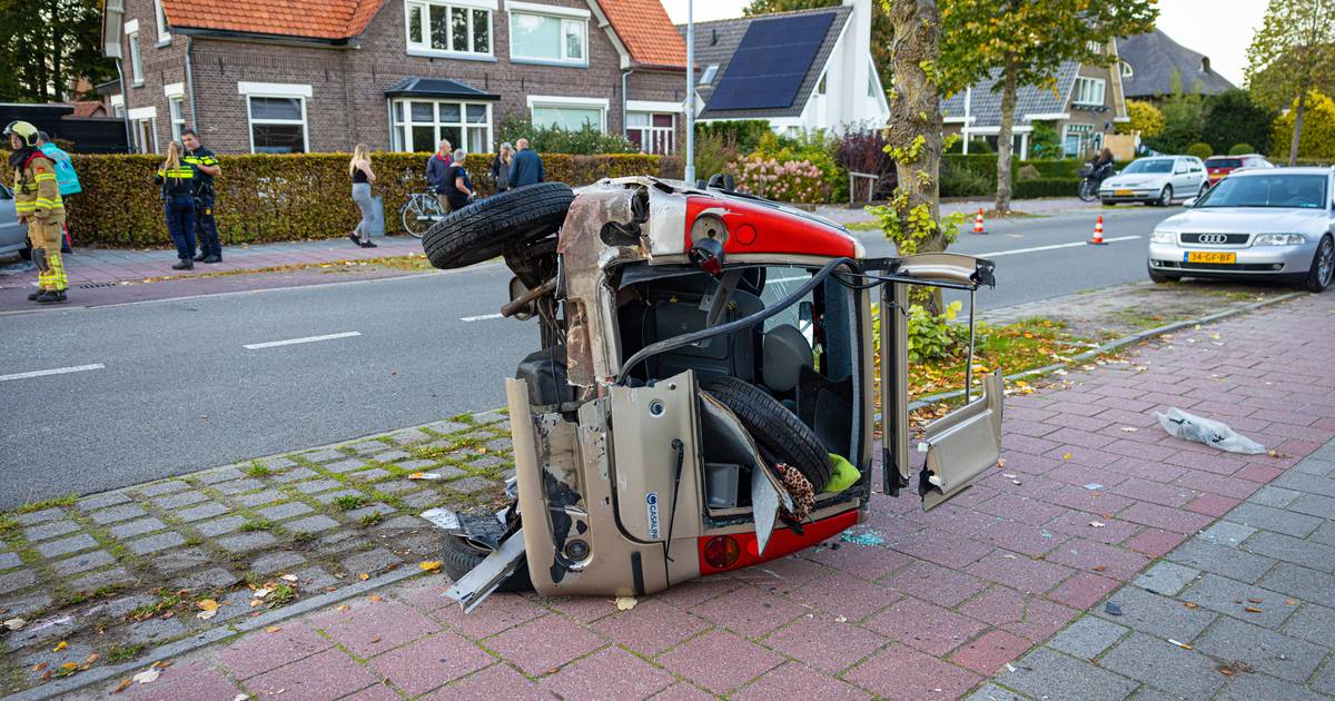 Bestuurder wordt uit 45-kilometer auto geslingerd bij aanrijding in Heerde.
