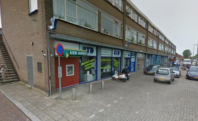De pinautomaat aan de Merwedestraat.