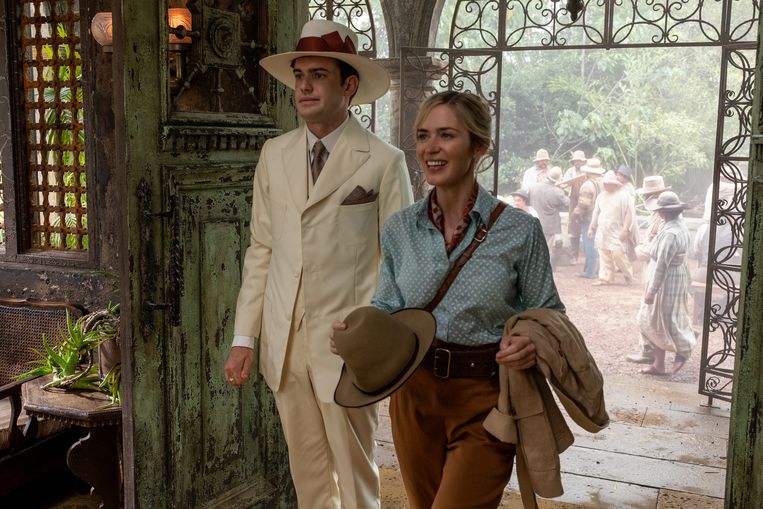 Whitehall with Emily Blunt in the Disney movie 