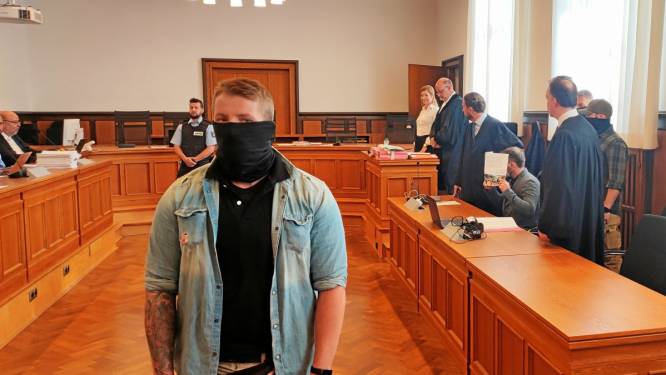 Politie gemaskerd in de rechtbank van Kleef tijdens drugsproces