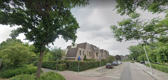 De kruising van het Middenblokpad met de Fivel in Zwolle.