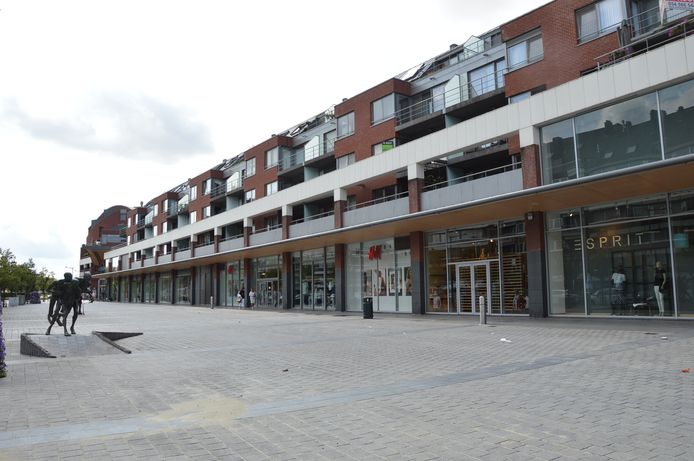 Het Shopping Center Ninia in de Centrumlaan in Ninove.