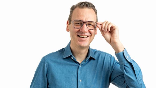 Deelscooters en -fietsen die je overal neer mag zetten, dat is vragen om problemen. Jeroen heeft de oplossing