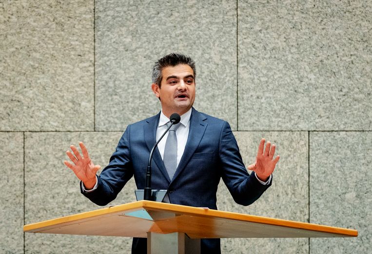 Tunahan Kuzu namens Denk tijdens de Algemene Politieke Beschouwingen.  Beeld ANP