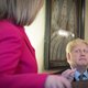 Boris Johnson deelt bij vertrek acht adellijke titels uit en geeft Liz Truss hiermee een giftig cadeau