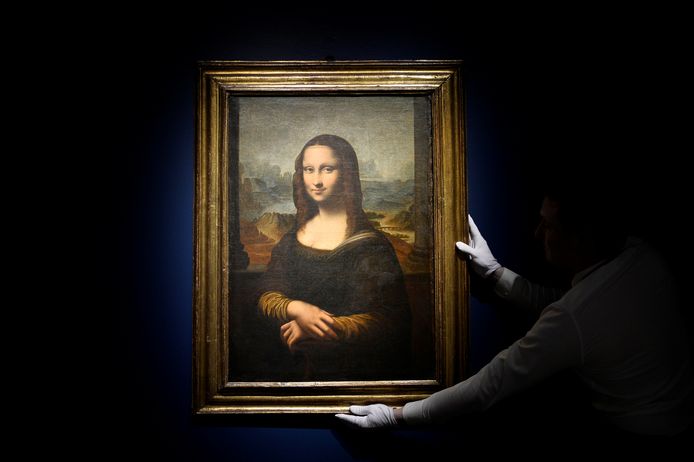 La Joconde de Léonard de Vinci, exposée au Louvre à Paris.
