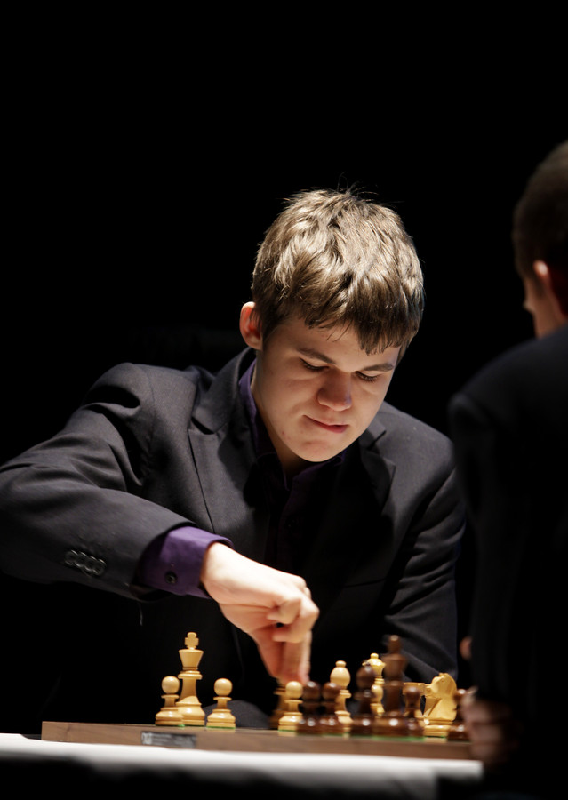 Магнус карлсен. Магнус карлсен проиграл 16-летнему. Магнус карлсен. Магнус карлсен. Магнус карлсен.