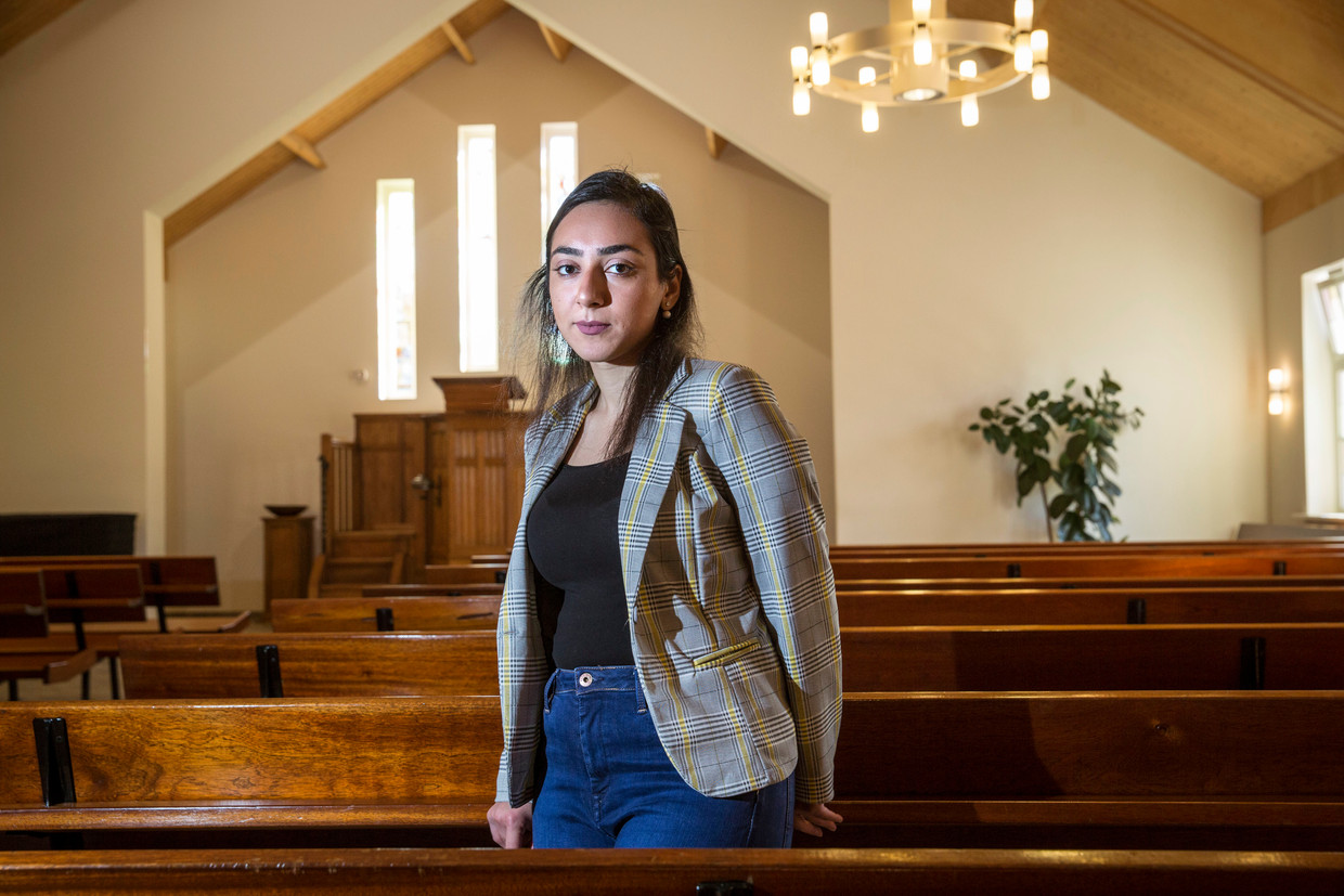 Hayarpi Tamrazyan is al sinds 2010 met haar Armeense familie in Nederland, maar ze weten niet of ze hier mogen blijven. Beeld Arie Kieviet 