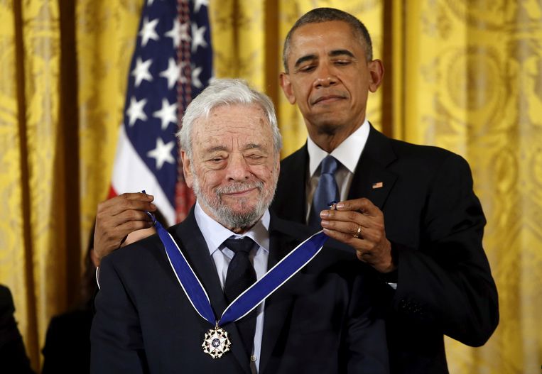 In 2015 kreeg Sondheim van de toenmalige Amerikaanse president Barack Obama de presidentiële vrijheidsmedaille, de hoogste onderscheiding die aan burgers wordt gegeven.  Beeld REUTERS